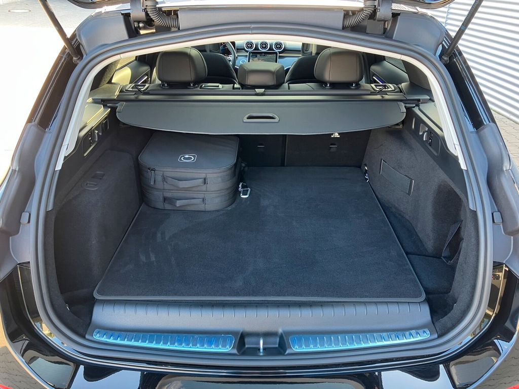 Mercedes-Benz C 300 2025