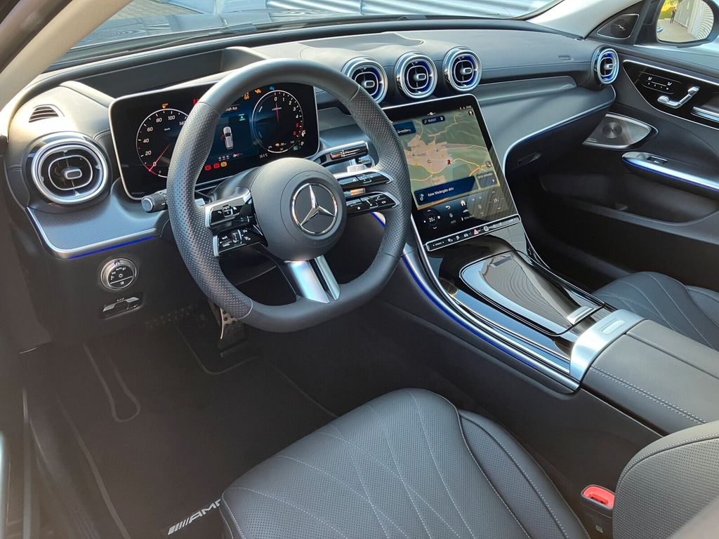 Mercedes-Benz C 300 2025