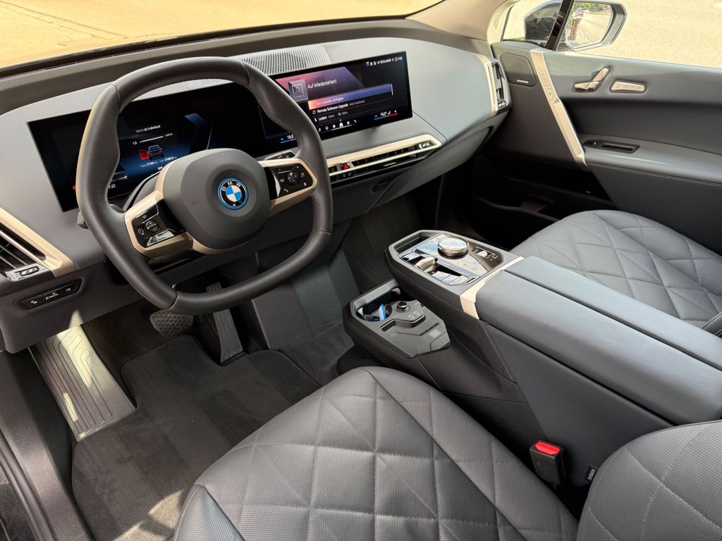 BMW iX 2024