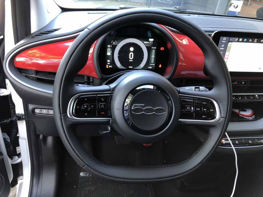 Fiat 500C 2025