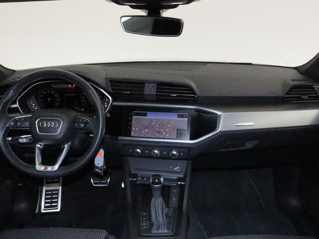 Audi Q3 2023