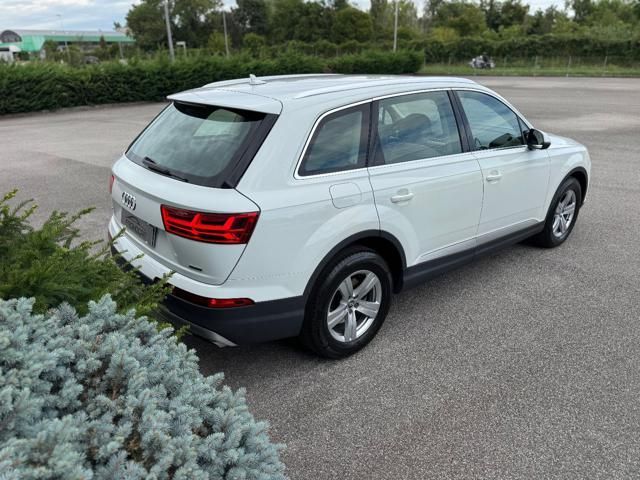 Audi Q7 2015