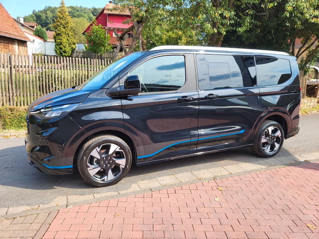 Ford Tourneo Custom 2025