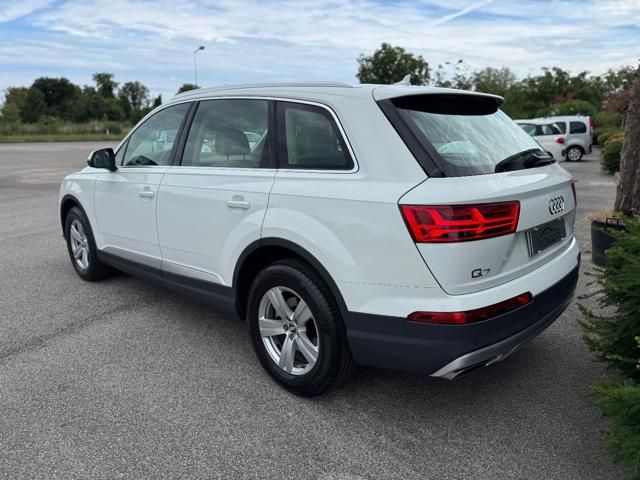Audi Q7 2015