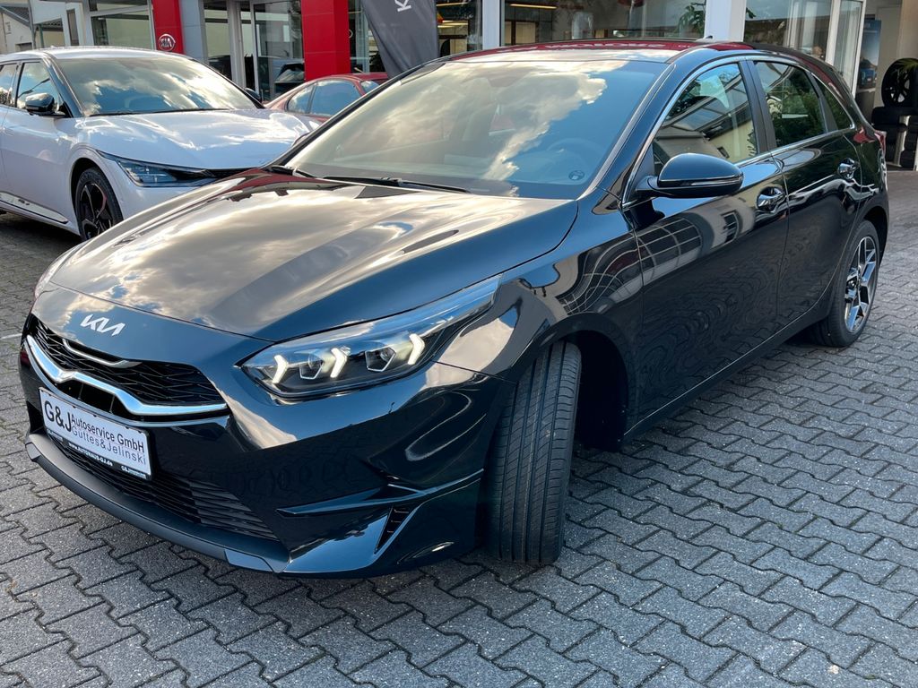 Kia cee'd / Ceed 2025