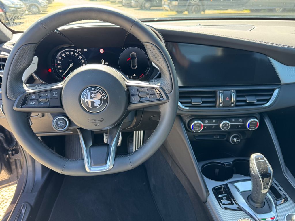 Alfa Romeo Giulia 2025