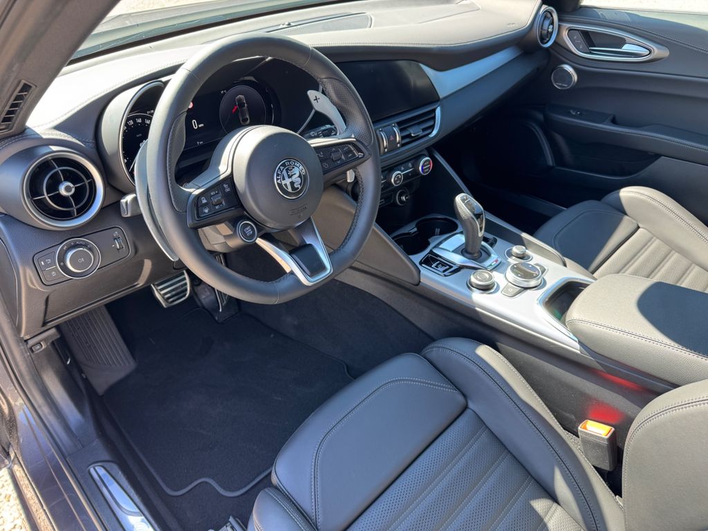 Alfa Romeo Giulia 2025