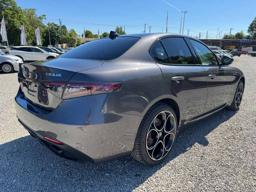 Alfa Romeo Giulia 2025