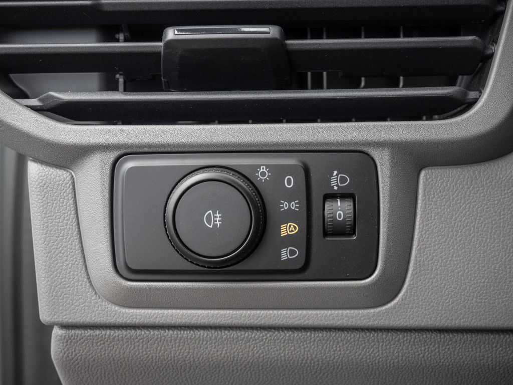 Volkswagen T7 Transporter