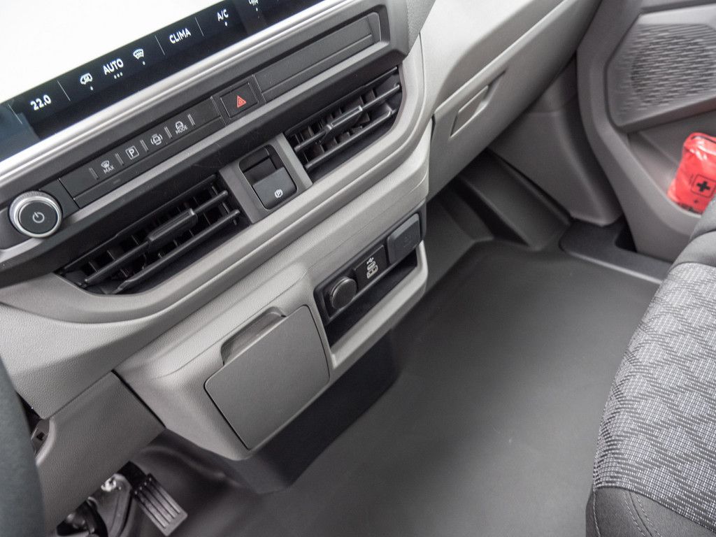 Volkswagen T7 Transporter