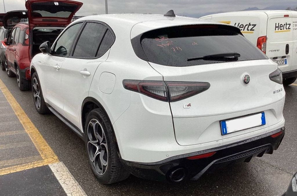 Alfa Romeo Stelvio 2024