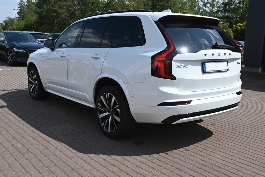 Volvo XC90 2025
