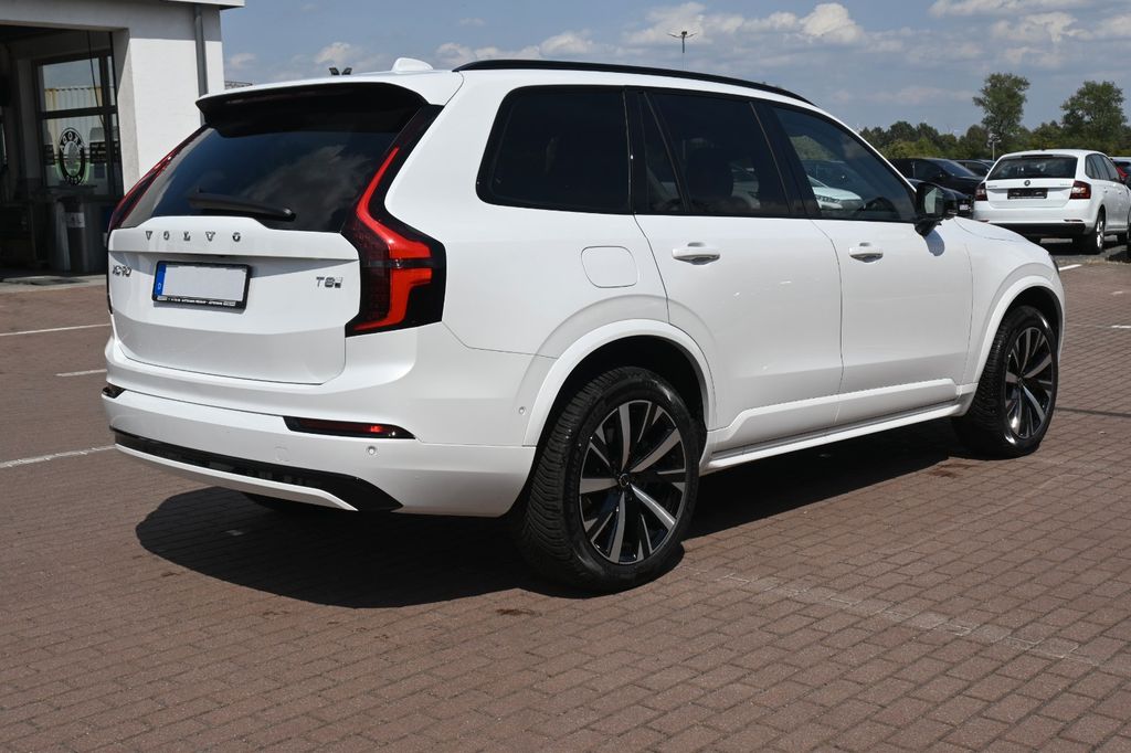 Volvo XC90 2025