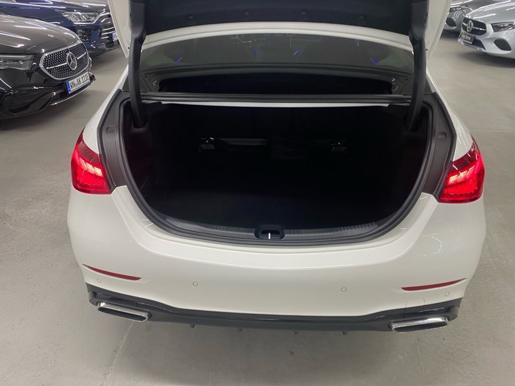 Mercedes-Benz C 300 2024