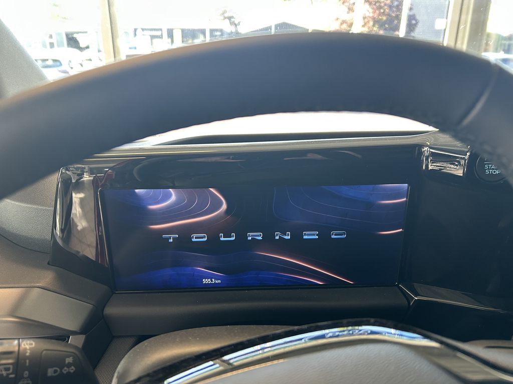 Ford Tourneo Custom 2025