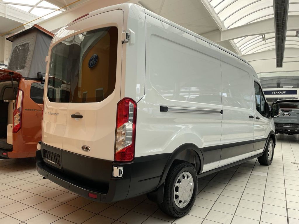 Ford Transit 2025