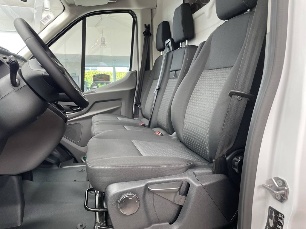 Ford Transit 2025