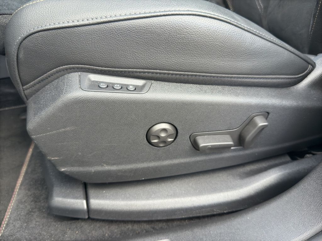 DS Automobiles DS7 (Crossback) 2023