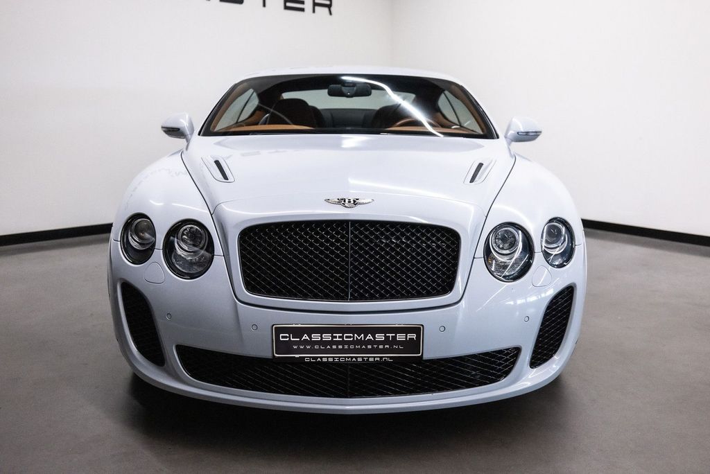 Bentley Continental GT 2011