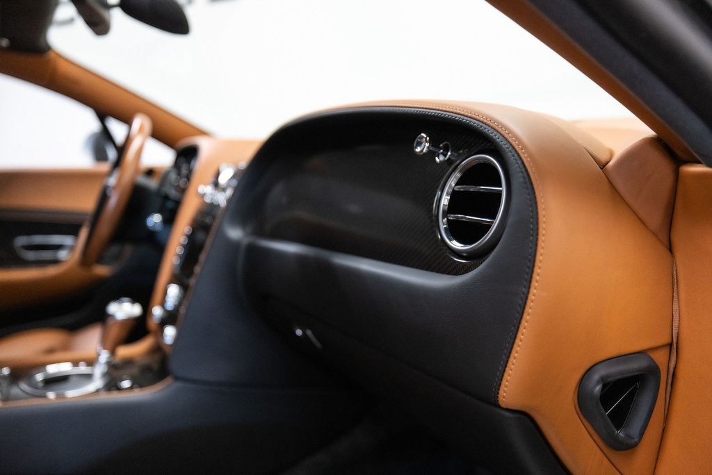 Bentley Continental GT 2011