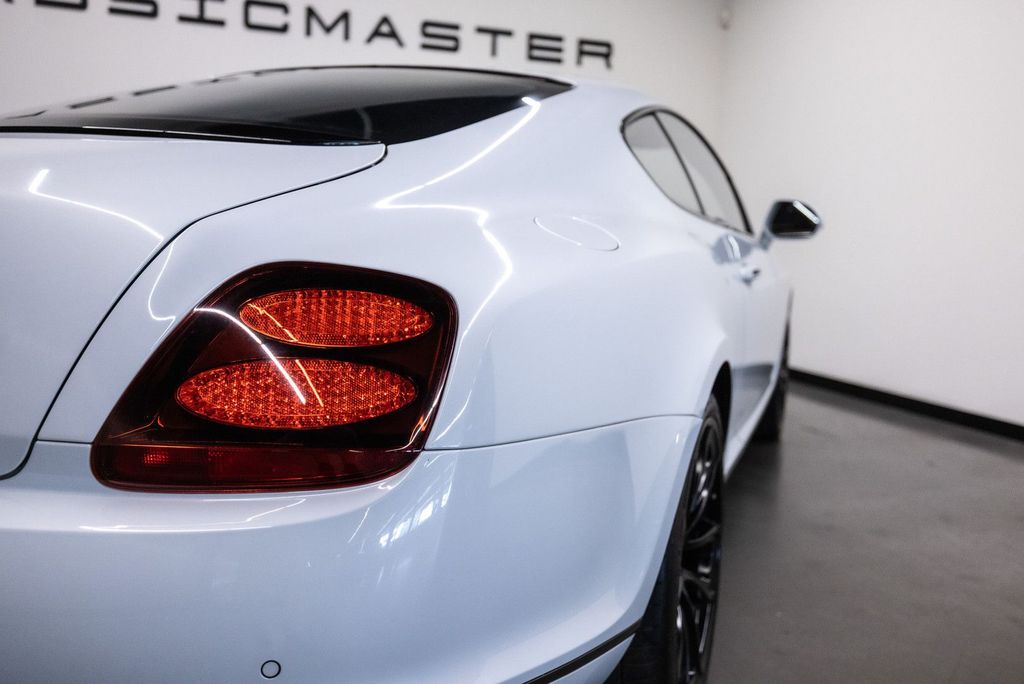 Bentley Continental GT 2011
