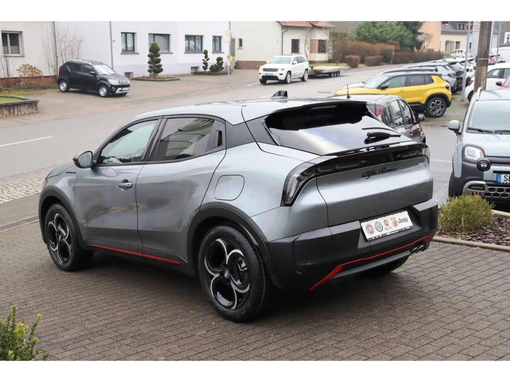 Alfa Romeo Junior 2025