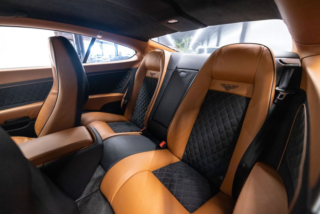 Bentley Continental GT 2011