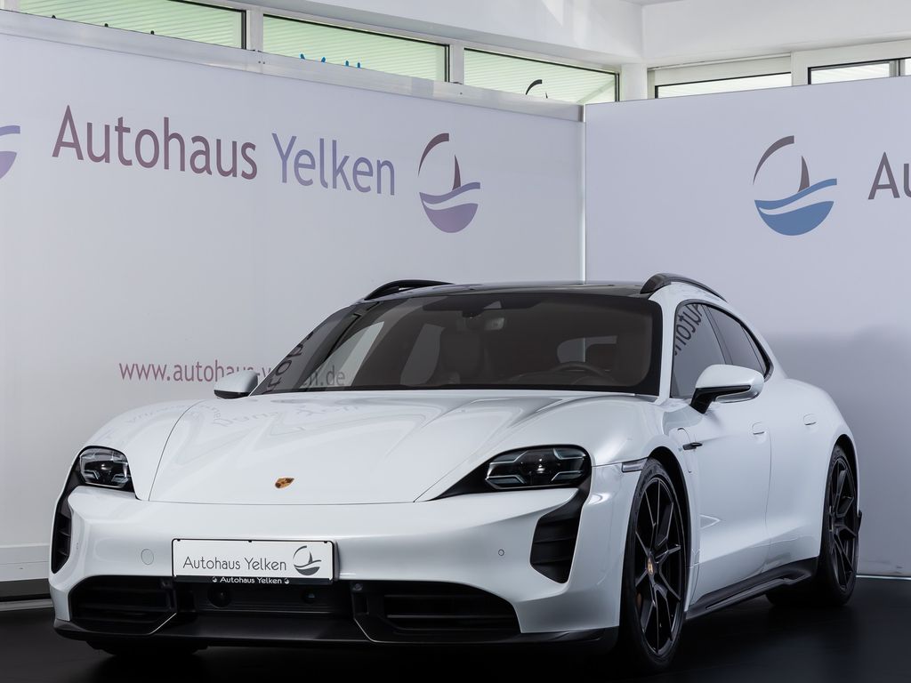 Porsche Taycan 2023