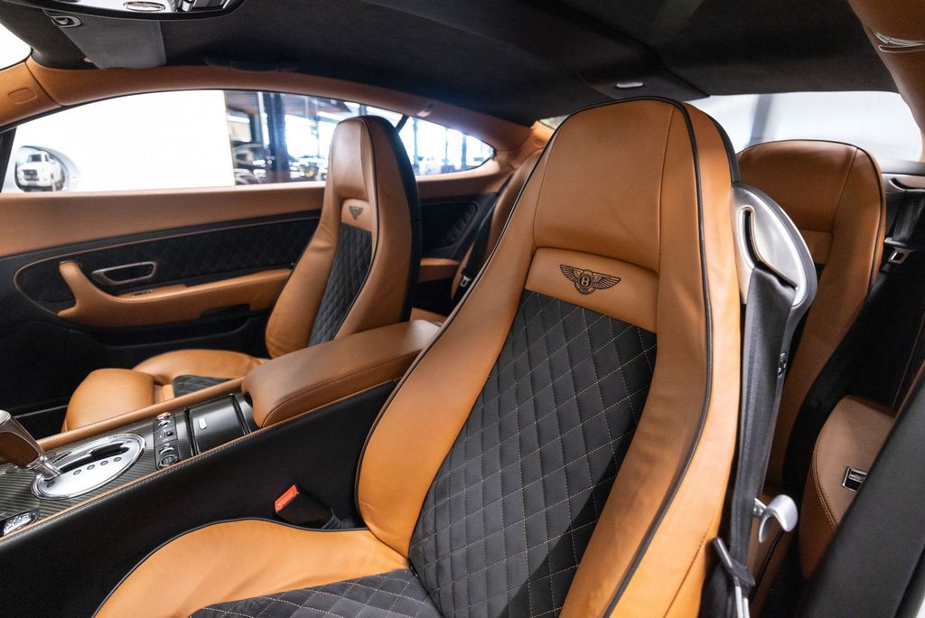 Bentley Continental GT 2011