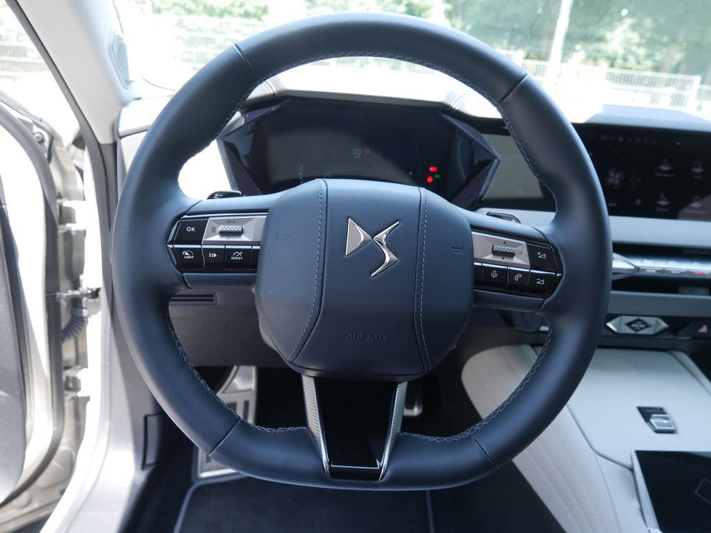 DS Automobiles DS4 2024