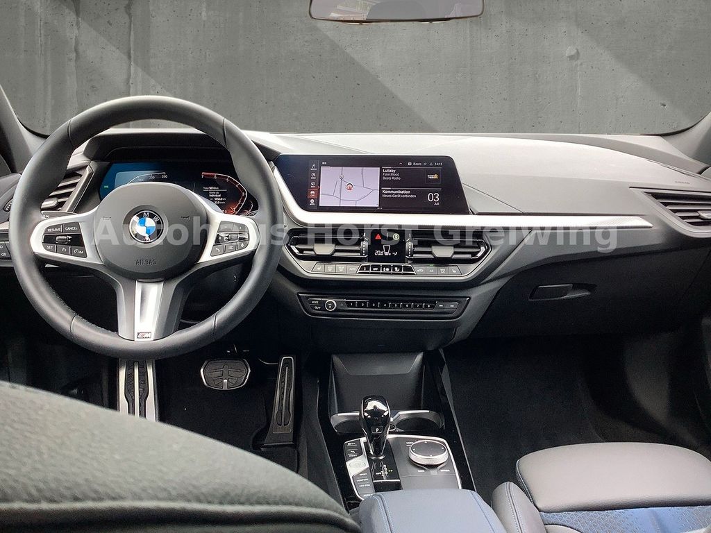 BMW 118 2025