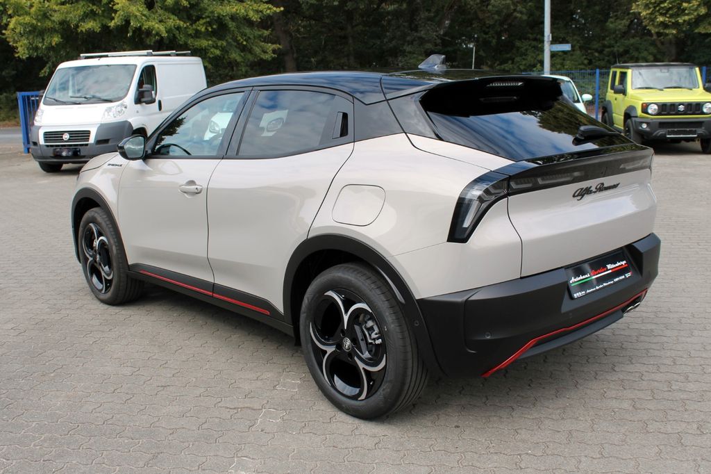 Alfa Romeo Junior 2025