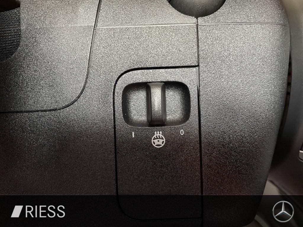 Mercedes-Benz CLA 220 2025