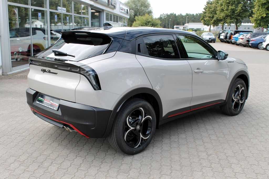 Alfa Romeo Junior 2025