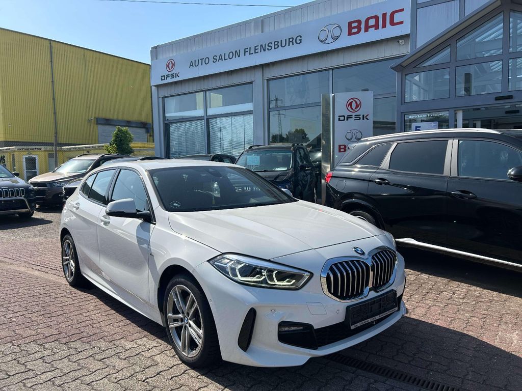 BMW 118 2024