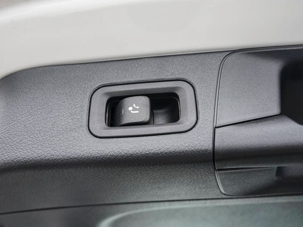 Mercedes-Benz B 200 2024