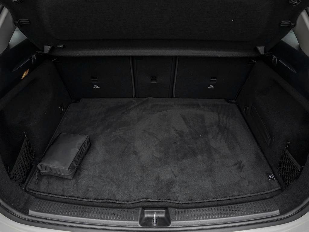 Mercedes-Benz B 200 2024