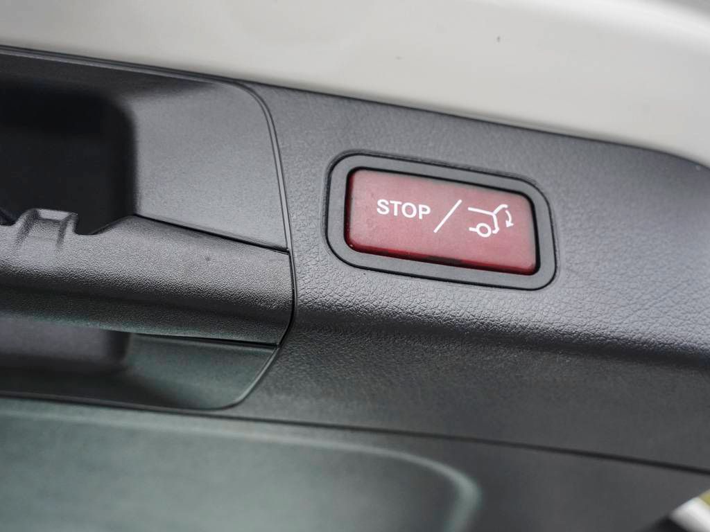 Mercedes-Benz B 200 2024