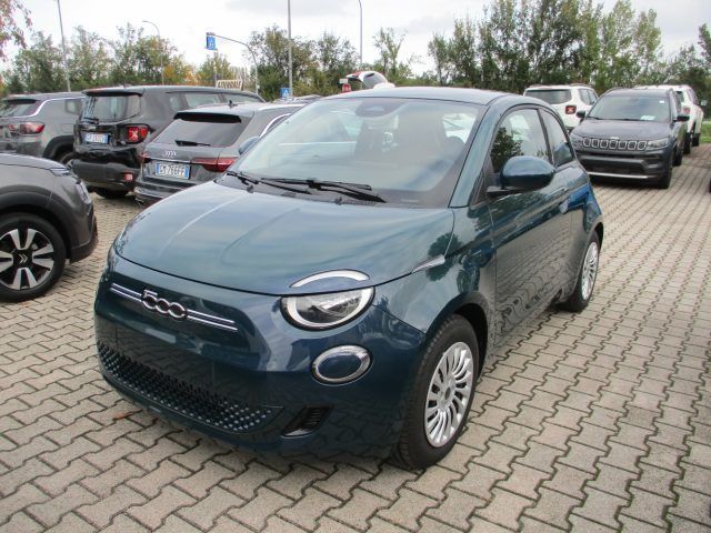 Fiat 500 2023