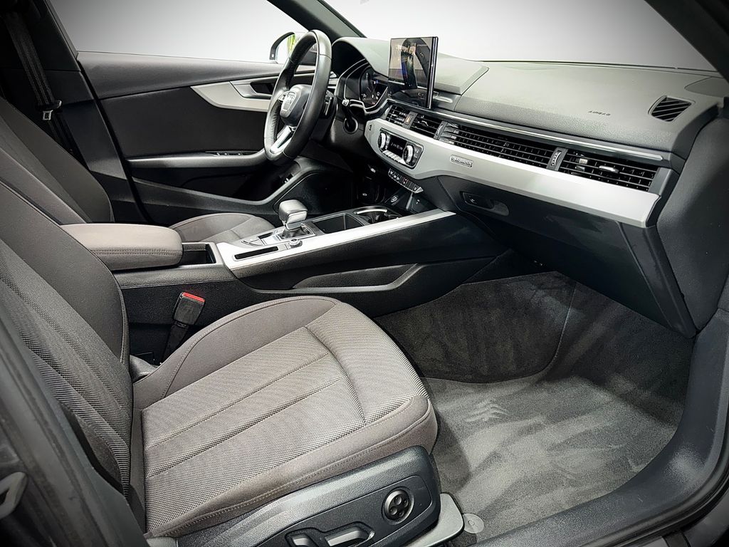 Audi A4 2021