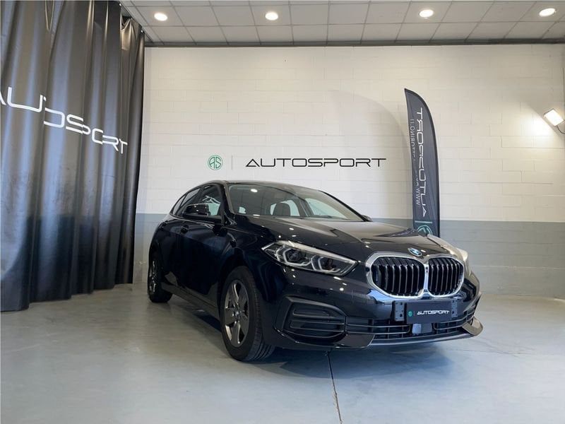 BMW 118 2023