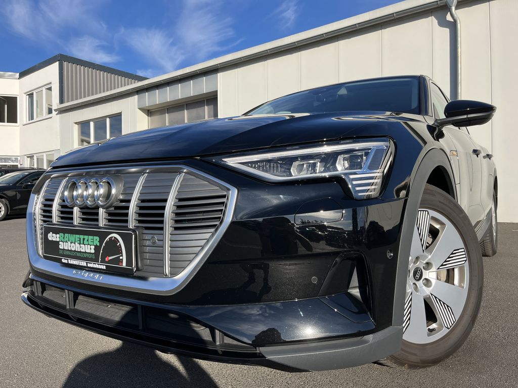 Audi e-tron 2022