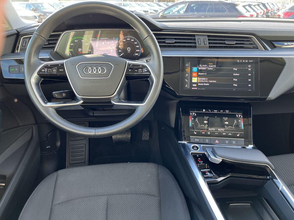 Audi e-tron 2022