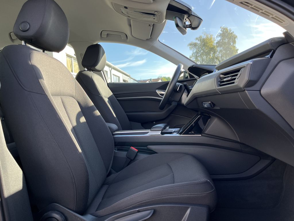 Audi e-tron 2022