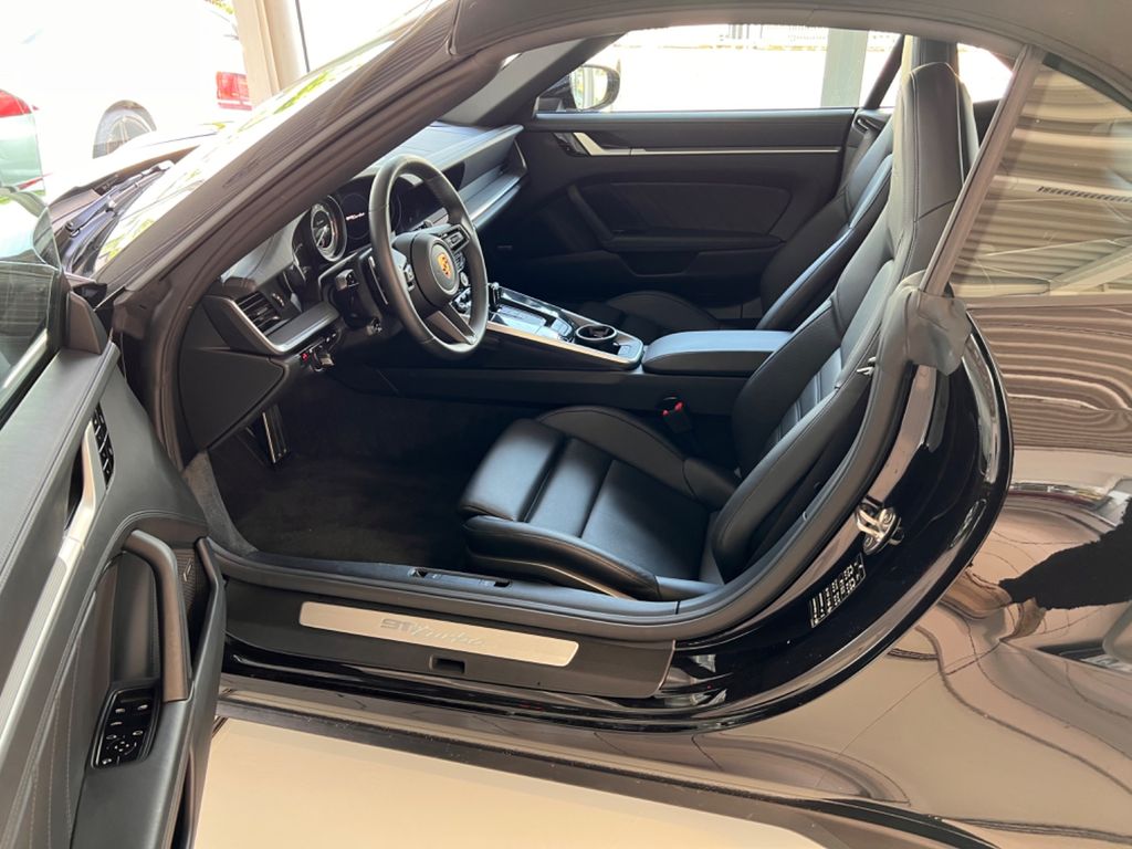 Porsche 992 2020