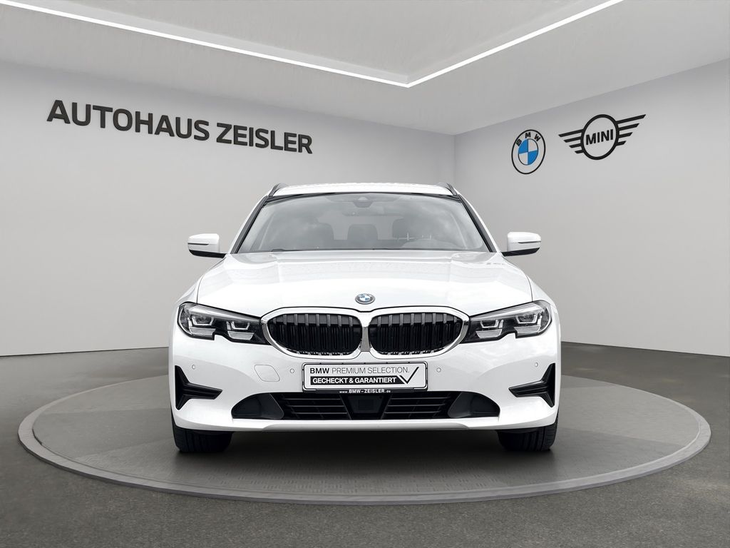 BMW 320 2022