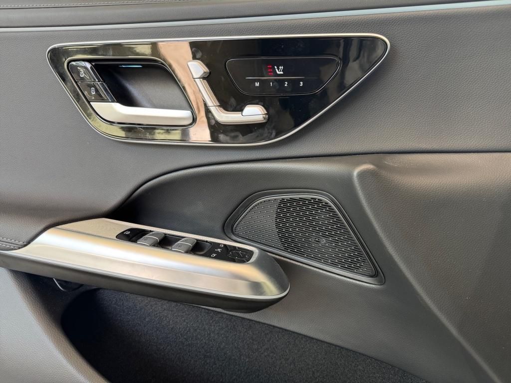 Mercedes-Benz E 300 2024