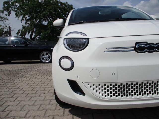 Fiat 500 2025