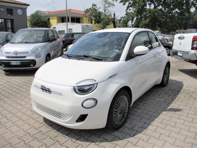 Fiat 500 2025