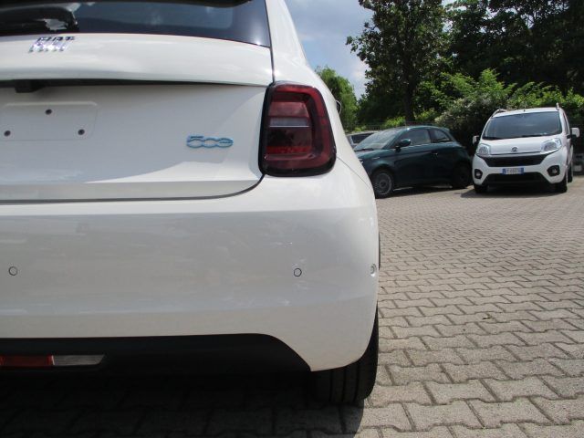 Fiat 500 2025
